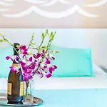 La Smeralda - Boutique And Breakfast Vendégház 4*