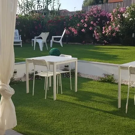La Smeralda - Boutique And Breakfast 招待所 4*