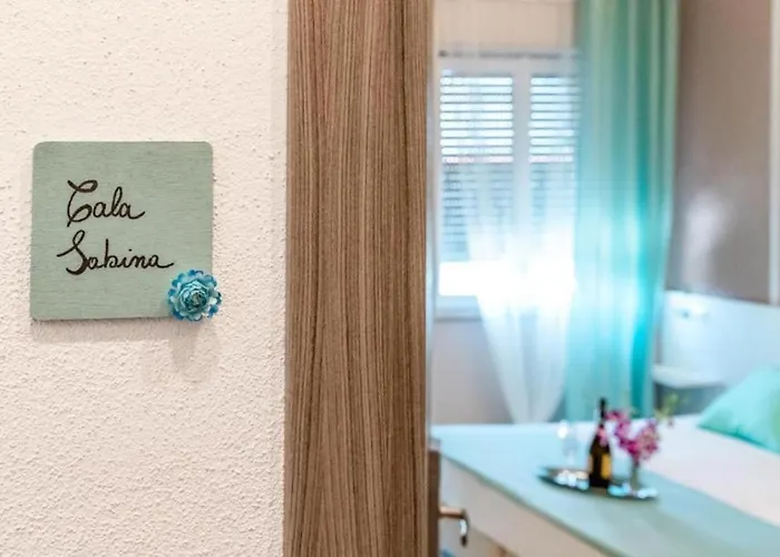 בית הארחה La Smeralda - Boutique And Breakfast גולפו אראנצ'י