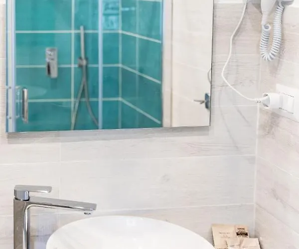 בית הארחה La Smeralda - Boutique And Breakfast 3*